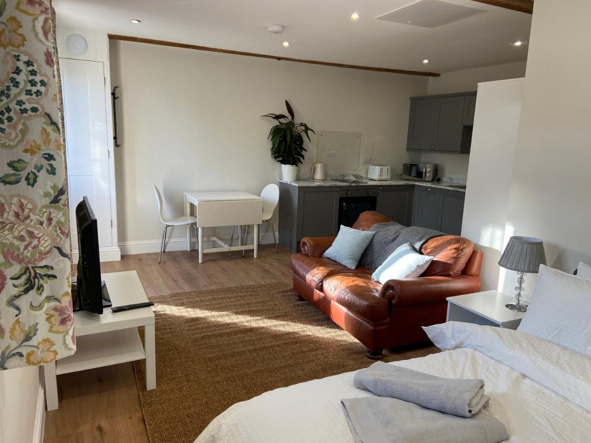 Potcote Farm Stables Accommodation Spots Stable توسيستر المظهر الخارجي الصورة